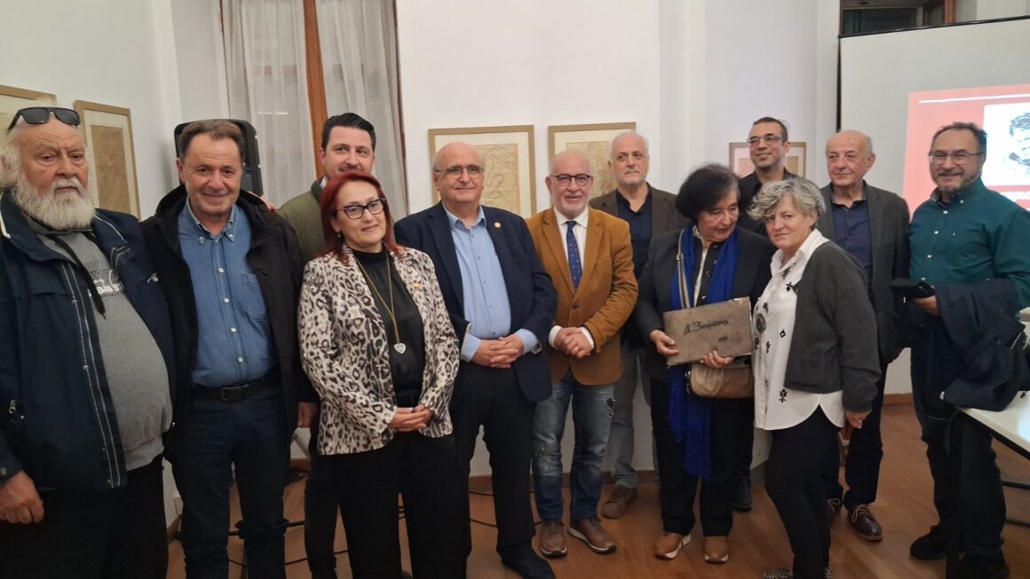 Ο Δημήτρης Βούρτσης και η καλλιτεχνική ανανέωση της λαϊκής μας παράδοσης  μέσα από τις «Αγιογραφίες του Θεάτρου Σκιών» στο επίκεντρο της εξαιρετικά επιτυχημένης εκδήλωσης στη Βίλα Κόλλα