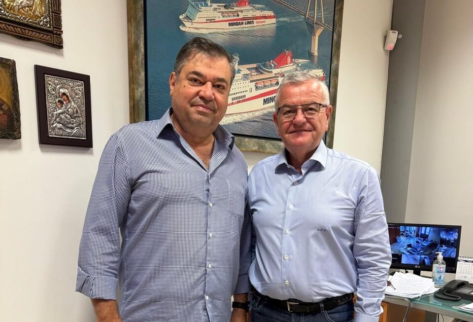 Ο Γιώργος Γραμματίκας με τον Αντώνη Κουνάβη