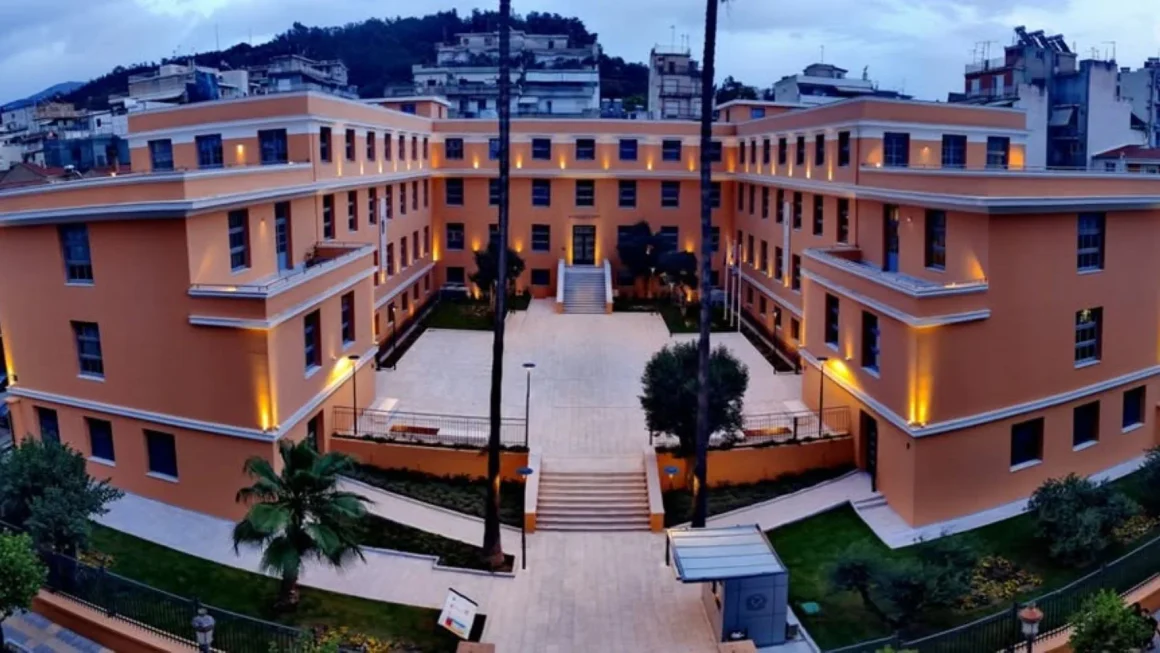 Η Δημοτική Αρχή της Πάτρας στηρίζει την πανδημοσιοϋπαλληλική απεργία