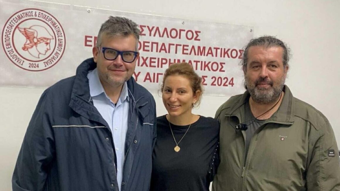 Επίσκεψη της υποψήφιας Προέδρου της ΔΗΜΤΟ-ΝΔ Αιγιαλείας στα γραφεία του Εμποροεπαγγελματικού Συλλόγου