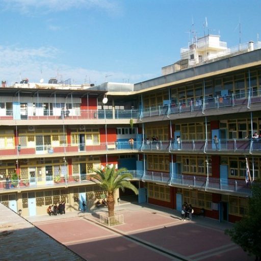Τι λέει η δημοτική αρχή για την  ΠΡΟΣΒΑΣΙΜΟΤΗΤΑ ΣΤΟ 13ο ΓΕΛ ΚΑΙ ΤΟ ΔΙΚΑΙΟ ΑΙΤΗΜΑ ΥΛΟΠΟΙΗΣΗΣ ΤΩΝ ΕΡΓΑΣΙΩΝ