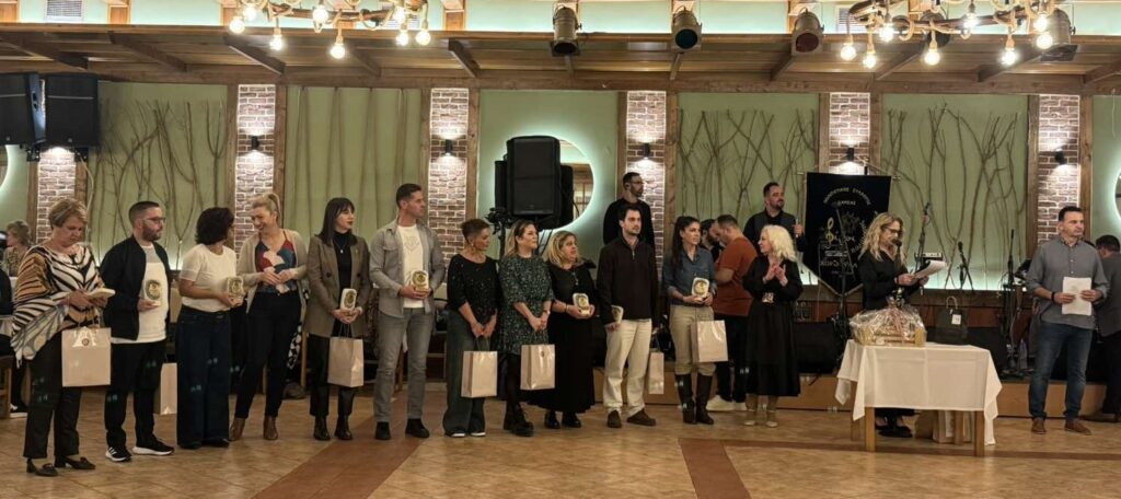 Επιτυχημένη επίσκεψη του Χορευτικού Ομίλου Αιγίου στα Λουτρά Πόζαρ και συμμετοχή στην 8η Συνάντηση Χορευτικών