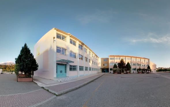 Χρησιμοποιούν το όνομα του 1ου ΓΕΛ Αιγίου για να βγάλουν χρήματα…