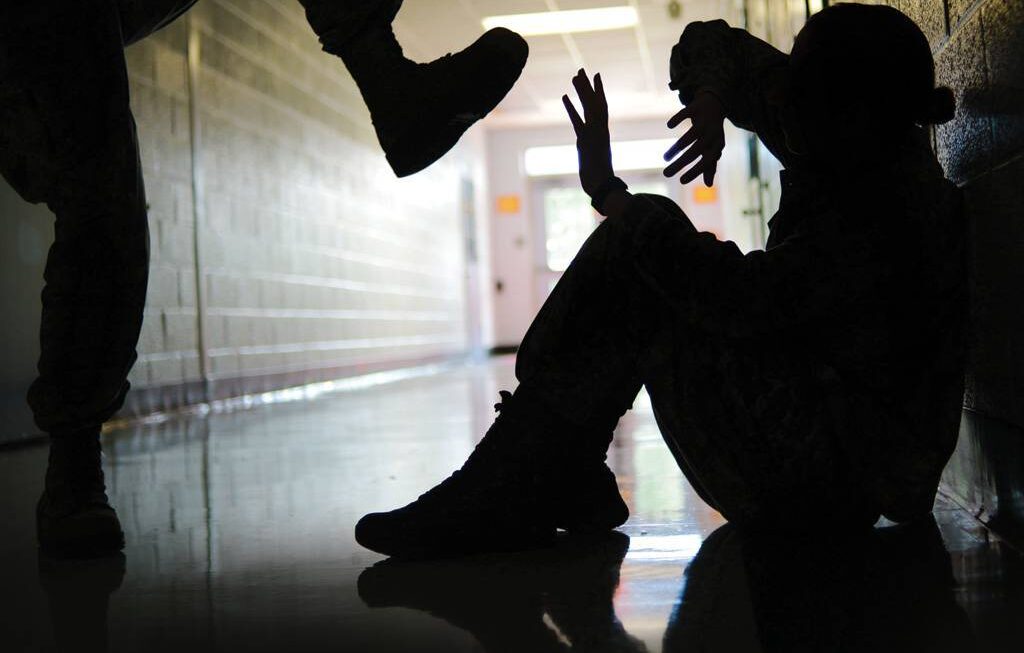 Υπόθεση bullying στην Αμαλιάδα: 14χρονος απειλούσε και εκβίαζε 12χρονο
