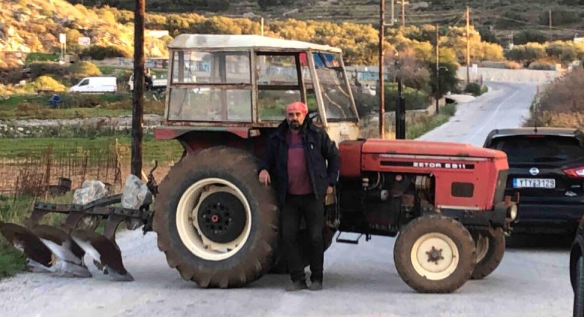 Μια πολύ όμορφη ανάρτηση στο fb για τον αγρότη «είδωλο» έκανε χθες ο Γρηγόρης Τριανταφυλλόπουλος: