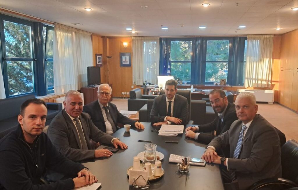 Συνάντηση στο Υπουργείο Μεταφορών για τη διασφάλιση του μέλλοντος του Οδοντωτού Σιδηροδρόμου