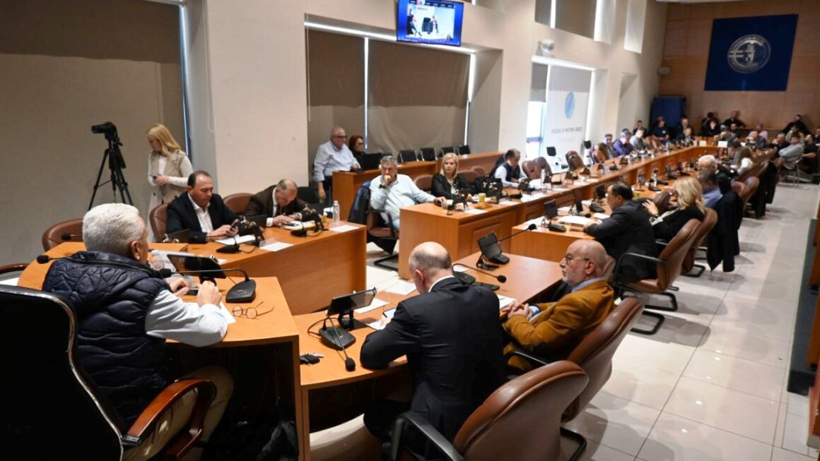 Το ψήφισμα που κατέθεσαν οι παρατάξεις Σκιαδαρέση –Καρπέτα για τη στήριξη των αγροτών