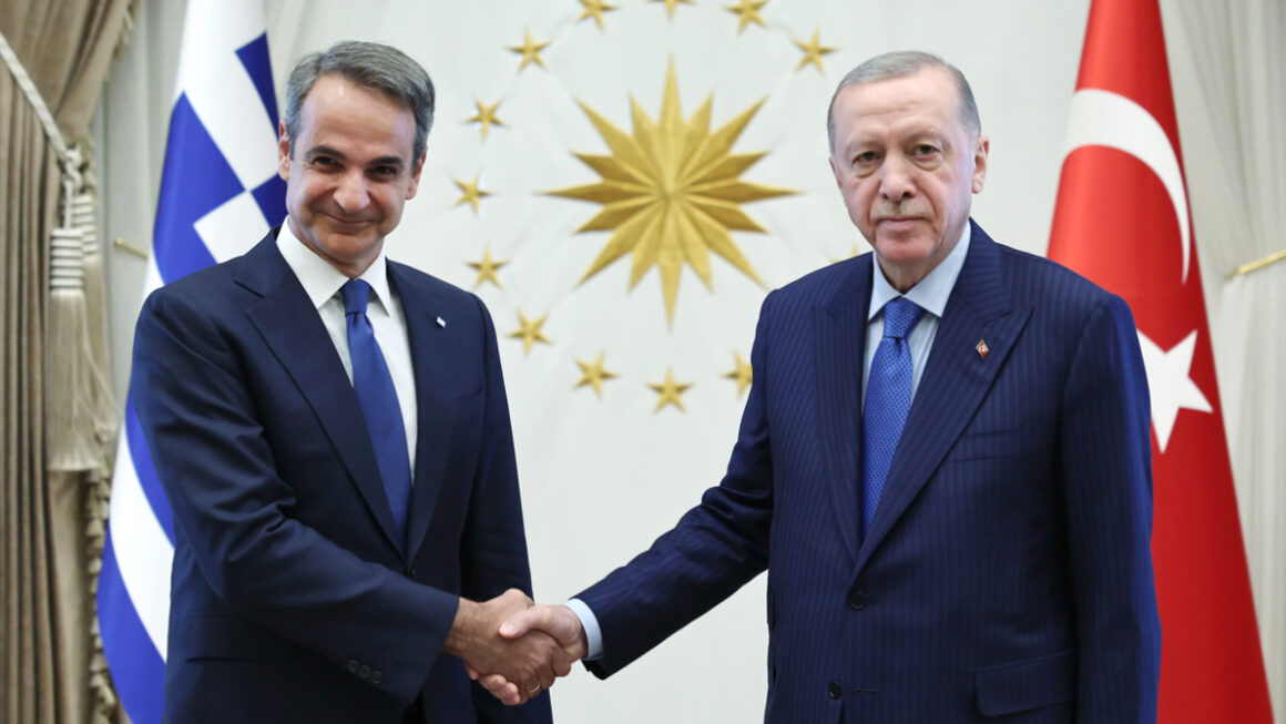 Αναζητούνται ημερομηνίες για το ραντεβού Μητσοτάκη – Ερντογάν