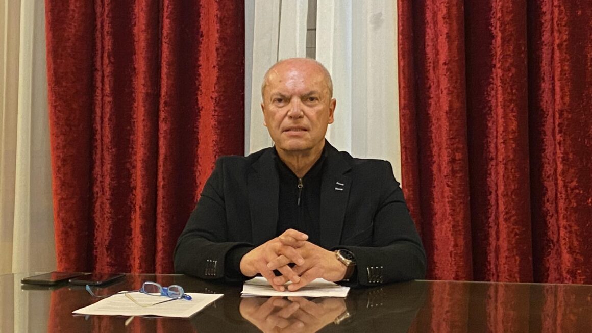 Καλοκαιρινές «διακοπές» στις ενημερώσεις του Δήμου Αιγιαλείας