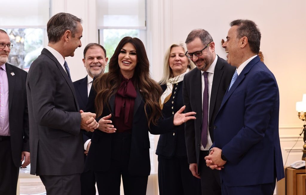 Υδρογονάνθρακες: Μπήκαν οι υπογραφές της Ελλάδας με τη Chevron- Helleniq Energy