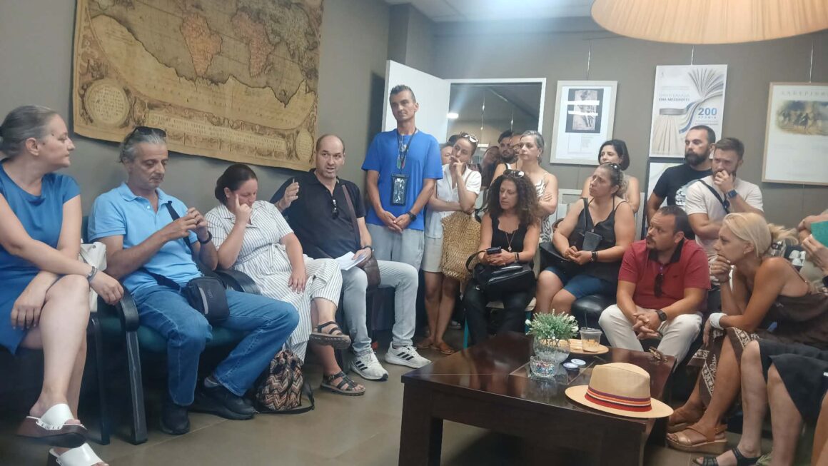 Η Ένωση Συλλόγων Γονέων και Κηδεμόνων Δήμου Αιγιαλείας συνεχίζει τη διεκδίκηση για την ουσιαστική επίλυση του ζητήματος των σχολικών τμημάτων
