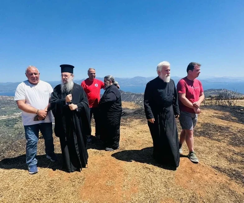 Μητροπολίτης Πατρών Χρυσόστομος: «Ευχαριστούμε ευγνωμόνως τους Πυροσβέστες…»
